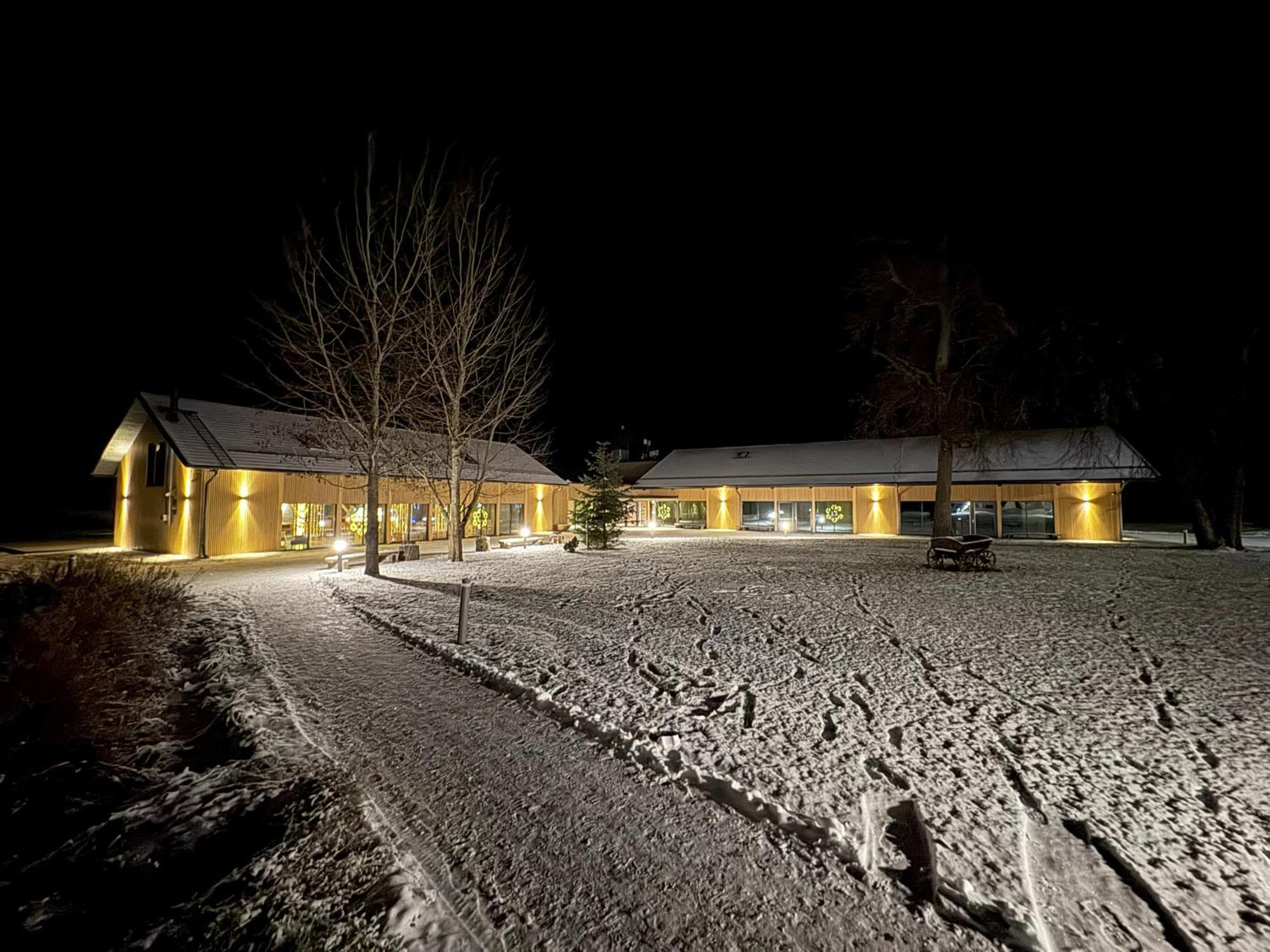 Toosikannu Holiday Centre Käru Exterior foto
